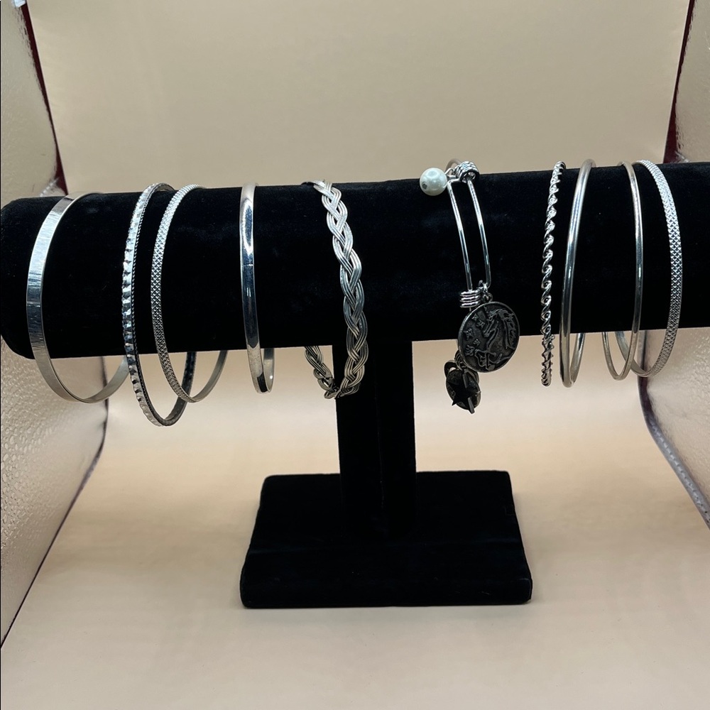 10 Silver Tone Mixed Bangle Bracelet Set